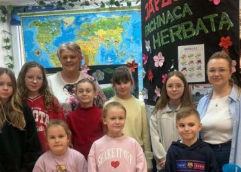 Ferie pachnące herbatą. Z Japonii do Filii nr 7 MBP w Mielcu - Polskie Radio Rzeszów