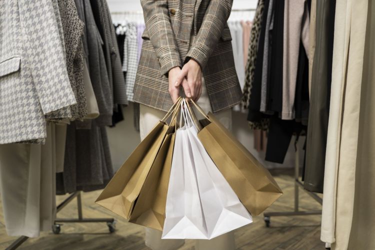 Funkcjonariusze Służby Celno-Skarbowej ujawnili podróbki w&nbsp;Krośnie