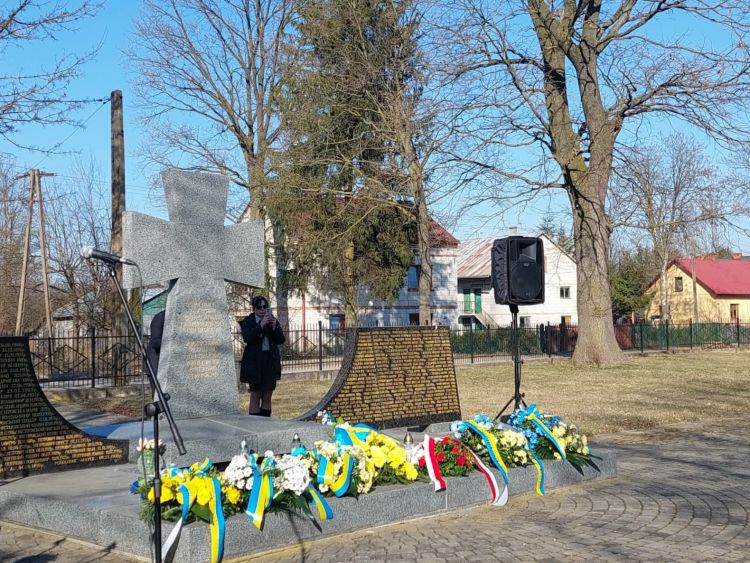 Hołd dla ofiar Pawłokomy. Wspólne działania Polaków i Ukraińców - Polskie Radio Rzeszów