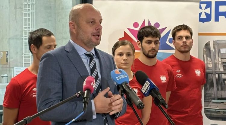 Rzeszów szuka sponsora tytularnego dla basenu sportowego przy ul.&nbsp;Matuszczaka