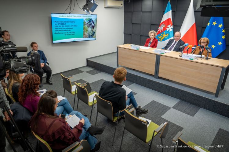 Miliony na&nbsp;sport w&nbsp;regionie, nie&nbsp;tylko&nbsp;na&nbsp;otwarte imprezy