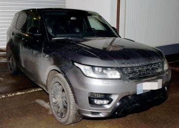 Land rover poszukiwany przez francuskie służby przechwycony w Medyce 2 - Polskie Radio Rzeszów Land rover poszukiwany przez francuskie służby przechwycony w Medyce