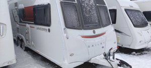 Komis handlował kradzionymi przyczepami kempingowymi, służby zatrzymały 38 pojazdów - Polskie Radio Rzeszów