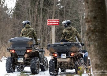 Nielegalne przekroczenie granicy w Bieszczadach. Dwóch obywateli Ukrainy wydalonych 6 - Polskie Radio Rzeszów Nielegalne przekroczenie granicy w Bieszczadach. Dwóch obywateli Ukrainy wydalonych