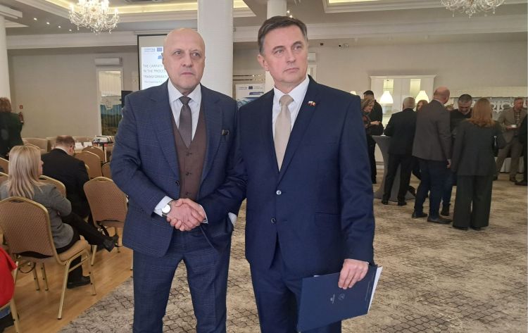 Euroregion Karpacki ma&nbsp;33 lata. Od&nbsp;platformy dyskusji do&nbsp;międzynarodowej organizacji samorządów