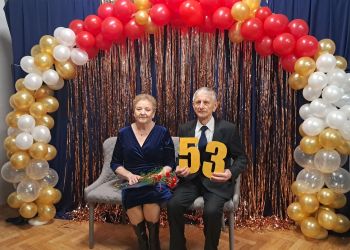 „Walentynkowy Czar Par” w Rakszawie. Uhonorowano małżeństwa z 50-letnim stażem 2 - Polskie Radio Rzeszów „Walentynkowy Czar Par” w Rakszawie. Uhonorowano małżeństwa z 50-letnim stażem