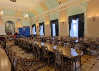 Ferie w&nbsp;Rzeszowie z&nbsp;historią w&nbsp;tle. Zwiedzanie Zamku Lubomirskich przyciąga tłumy