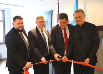 We&nbsp;Lwowie otwarto biuro Ambasady Brytyjskiej. Nowy ośrodek dla zachodniej Ukrainy