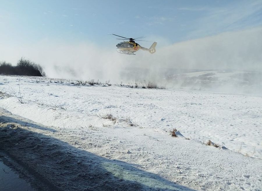 Samochód z niemowlęciem wpadł do rowu. Lądował śmigłowiec LPR - Polskie Radio Rzeszów