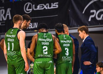 Wyjazdowa porażka koszykarzy Miasta Szkła Krosno