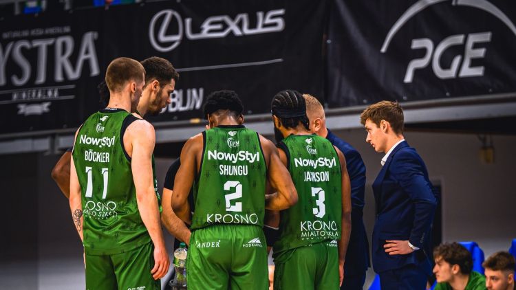 Wyjazdowa porażka koszykarzy Miasta Szkła Krosno