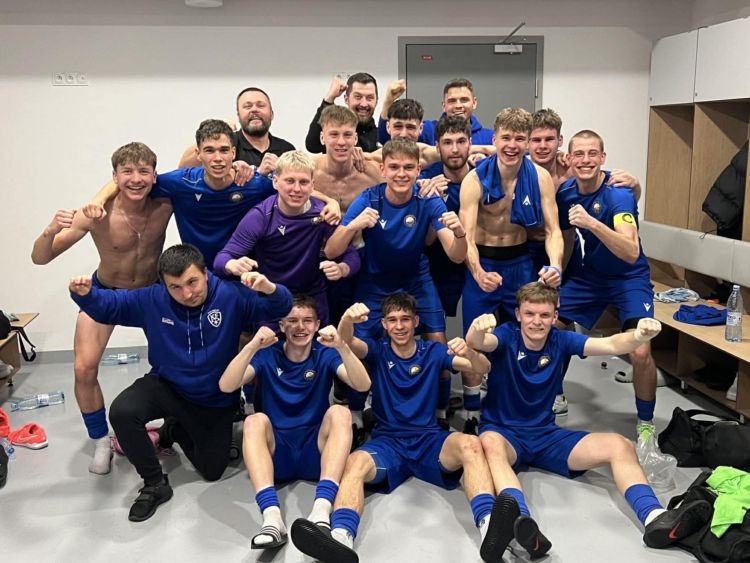 Mielec w ćwierćfinale mistrzostw Polski. Awans młodych piłkarzy 1 - Polskie Radio Rzeszów Mielec w ćwierćfinale mistrzostw Polski. Awans młodych piłkarzy