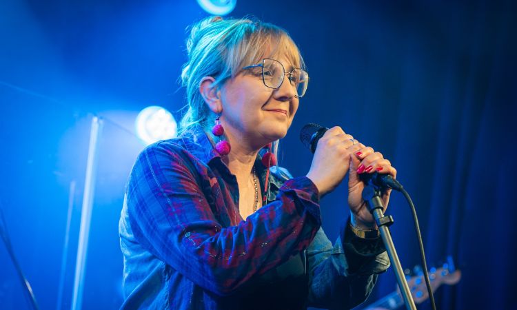 Magda Adamek z&nbsp;zespołem w&nbsp;Polskim Radiu Rzeszów