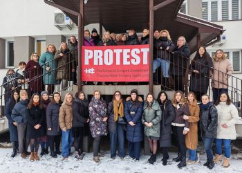 Pracownicy MOPR w Krośnie w sporze zbiorowym. W tle groźba strajku 2 - Polskie Radio Rzeszów Pracownicy MOPR w Krośnie w sporze zbiorowym. W tle groźba strajku