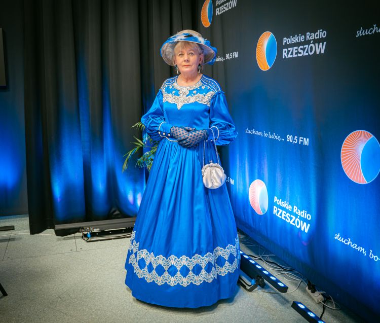 Damy i&nbsp;Huzary – pasja do&nbsp;rekonstrukcji strojów i&nbsp;historii minionych epok