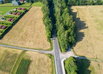 Zielone światło dla rozbudowy DW 894. Cztery kilometry nowej drogi między Polańczykiem a&nbsp;Wołkowyją