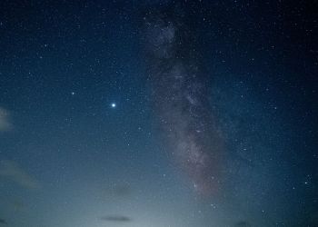 Wyjątkowe zjawisko astrologiczne nad&nbsp;Podkarpaciem. Koniunkcja Jowisza i&nbsp;Księżyca