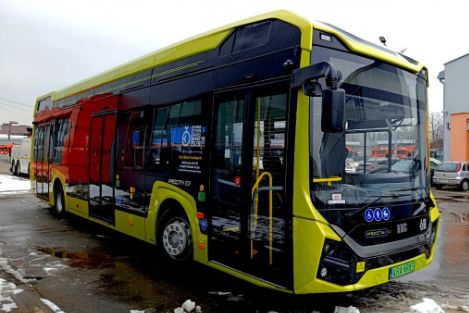 Nowy autobus elektryczny wyjechał na&nbsp;ulice Rzeszowa. MPK rozpoczęło testy