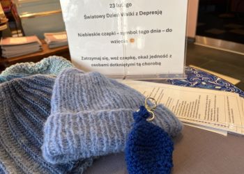 Finał akcji „Niebieskie Czapki” w&nbsp;Rzeszowie. Solidarność w&nbsp;Światowym Dniu Walki z&nbsp;Depresją