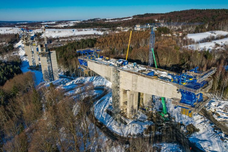 Trudne warunki na&nbsp;budowie S19. Prace na&nbsp;Via Carpatia mimo zimy