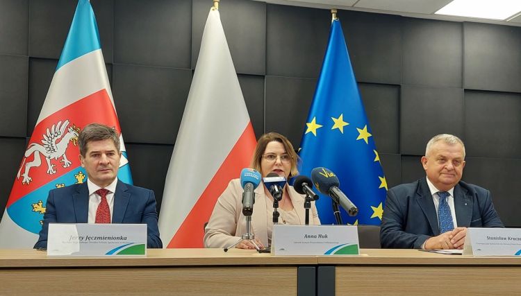 3 mln zł dla NGO z&nbsp;Podkarpacia. Nabór na&nbsp;projekty dla osób z&nbsp;niepełnosprawnościami i&nbsp;ofiar przemocy