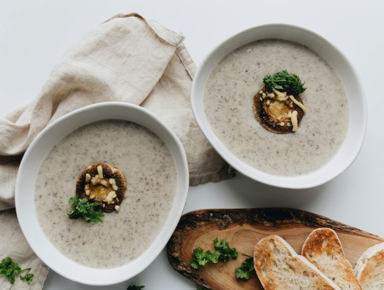 Żur, żurek, barszcz biały i&nbsp;kisełycia – czym się różnią?