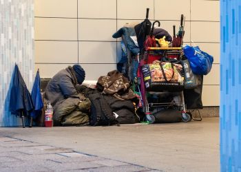 W&nbsp;Rzeszowie trwa zimowa zbiórka ciepłych ubrań dla bezdomnych