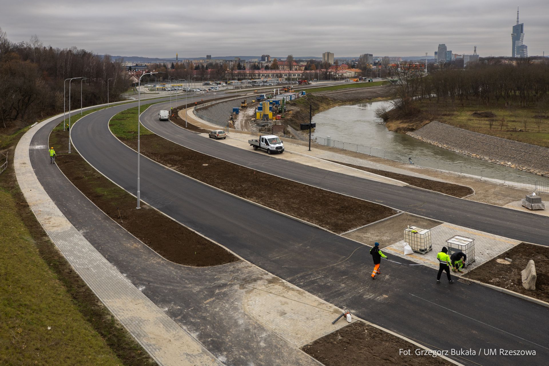 Otwarcie Wisłokostrady w Rzeszowie. Nowa droga połączy al. Rejtana z ul. Maczka 6 - Polskie Radio Rzeszów Otwarcie Wisłokostrady w Rzeszowie. Nowa droga połączy al. Rejtana z ul. Maczka - Polskie Radio Rzeszów