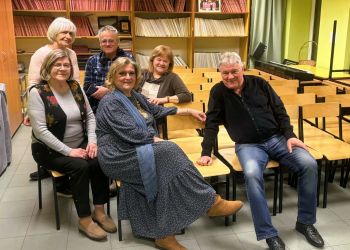 Kiedy nadchodzi jesień: „Byle dalej”, czyli grupa przyjaciół, których&nbsp;połączyła piosenka