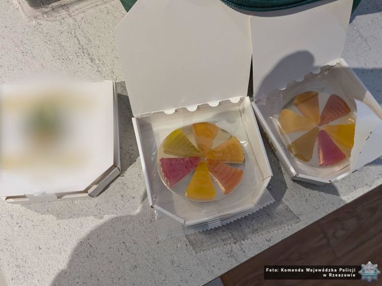 Ponad 20 kg narkotyków przejętych. Cztery osoby w&nbsp;rękach policji