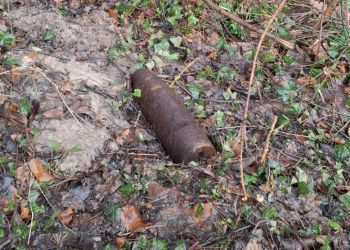 Niewybuchy z II wojny światowej w Hyżnem. Pociski artyleryjskie zabezpieczone przez saperów 2 - Polskie Radio Rzeszów Niewybuchy z II wojny światowej w Hyżnem. Pociski artyleryjskie zabezpieczone przez saperów