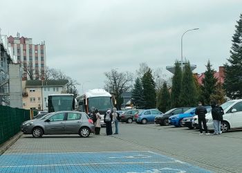 Nietrzeźwy kierowca miał zawieźć dzieci na&nbsp;wycieczkę. Policja uniemożliwiła mu&nbsp;jazdę