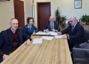 Będzie hala sportowa dla uczniów w&nbsp;Iwoniczu. Jest pierwszy krok