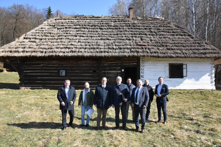 Muzeum Biograficzne Juliana Przybosia w&nbsp;Gwoźnicy Górnej przejęte przez&nbsp;powiat