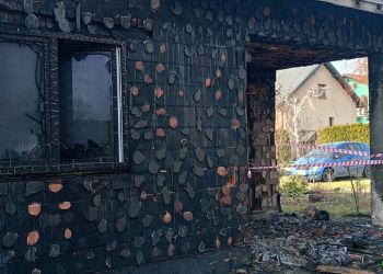Pożar zniszczył dom w&nbsp;Rzędzianowicach. Trwa zbiórka dla poszkodowanej rodziny