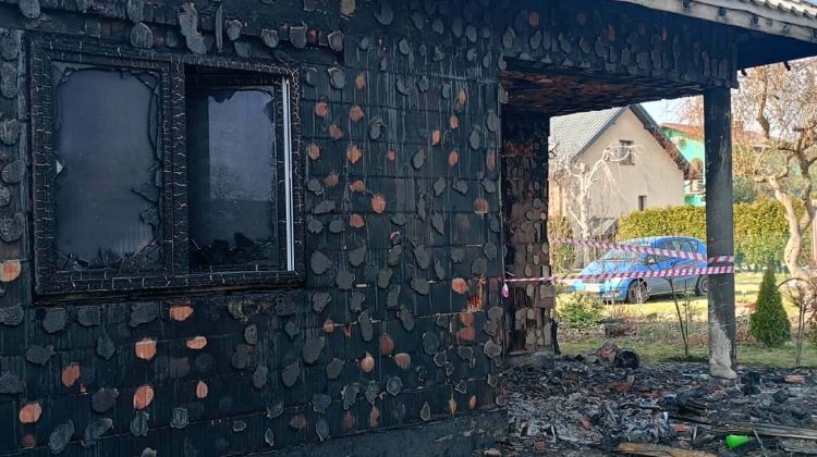 Pożar zniszczył dom w&nbsp;Rzędzianowicach. Trwa zbiórka dla poszkodowanej rodziny