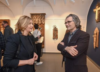 „Prześwit” wystawa Małgorzaty Dawidiuk i&nbsp;Krzysztofa Brzuzana