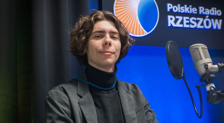 J. Kiryła: 72 procent Polaków korzysta już z&nbsp;AI