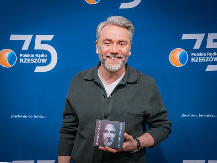 Kuba Badach w&nbsp;Polskim Radiu Rzeszów