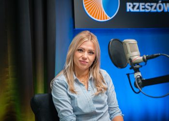 K. Śmiałowska-Cieplak: Sam zakaz telefonów w&nbsp;szkołach nie&nbsp;wystarczy