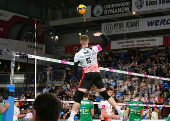 Resovia zaczyna walkę o&nbsp;półfinał! Ruszył ćwierćfinał PlusLigi z&nbsp;Olsztynem [LIVE]