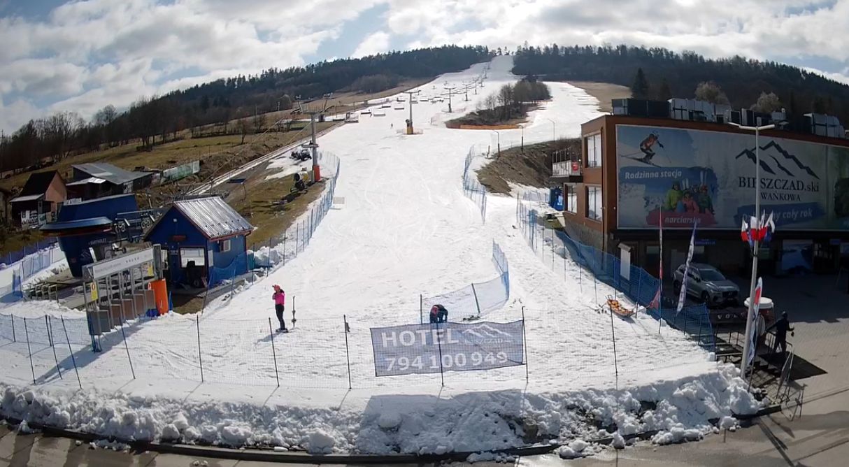 Pusto na podkarpackich stokach narciarskich - Polskie Radio Rzeszów