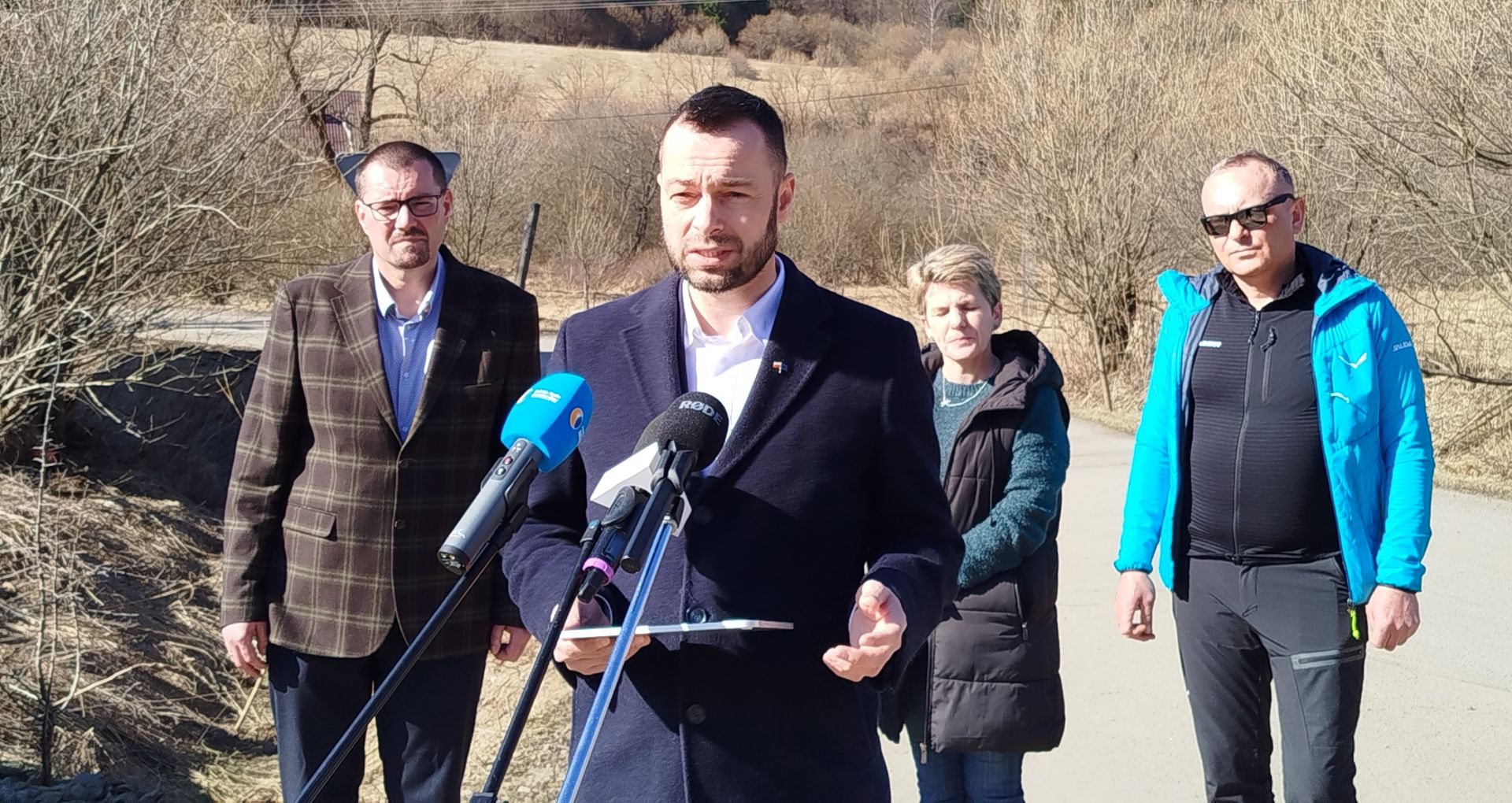 Będzie można strzelać do wilków, żubrów i niedźwiedzi, ale tylko z broni gładkolufowej - Polskie Radio Rzeszów