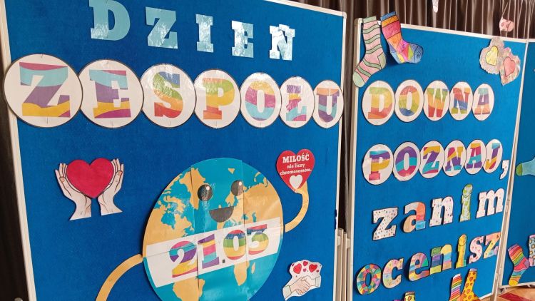 Dzień Kolorowej Skarpetki w&nbsp;Tarnobrzegu. Wspólna lekcja integracji