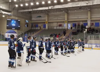 Hokejowe mistrzostwa Polski Amatorów w&nbsp;Sanoku. Niedźwiedzie walczą o&nbsp;awans