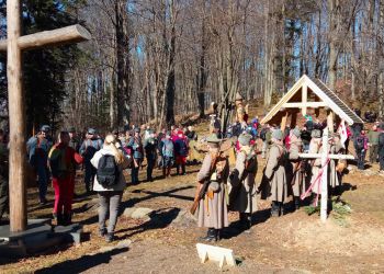 Uroczystości na&nbsp;górze Manyłowa. Upamiętniono poległych z&nbsp;I&nbsp;wojny światowej