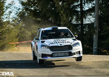 Michta i&nbsp;Mrowczyk prowadzą w&nbsp;Rajdzie Ziemi Sanockiej