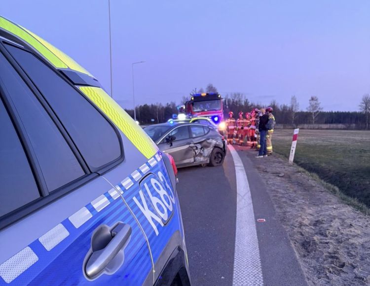 Wypadek na obwodnicy Mielca. Kierowca miał 1,89 promila, zderzyło się pięć aut - Polskie Radio Rzeszów