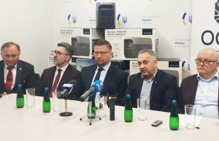 Ponad 36 tysięcy złotych dla Ukrainy. Zakończyła się akcja „Solidarni z&nbsp;Kijowem”