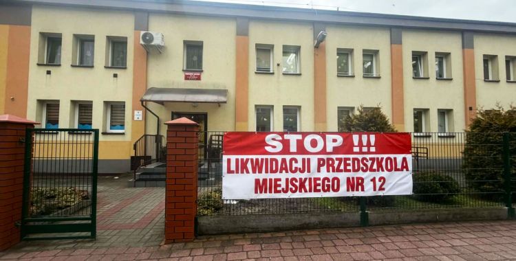 Rekrutacja do&nbsp;Przedszkola Miejskiego nr&nbsp;12 w&nbsp;Mielcu przywrócona. Decyzja po&nbsp;protestach rodziców